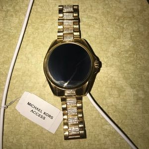 Michael Kors access Bradshaw smartwatch gold.